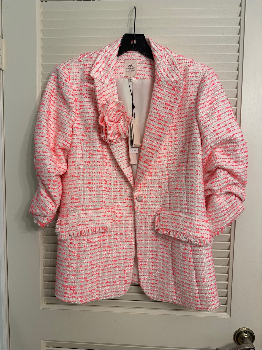 Cinq a Sept Pricilla Tweed Scrunch Sleeve Blazer Ivory/Neon Coral Size 10 NWT